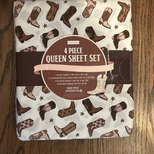 Western Cowboy Boots Queen Sheet Set - White and Brown